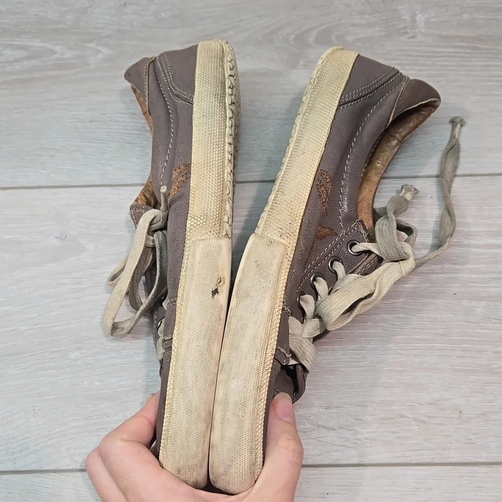 Frye Women Kira Low Top Leather sneakers shoes sz 9M